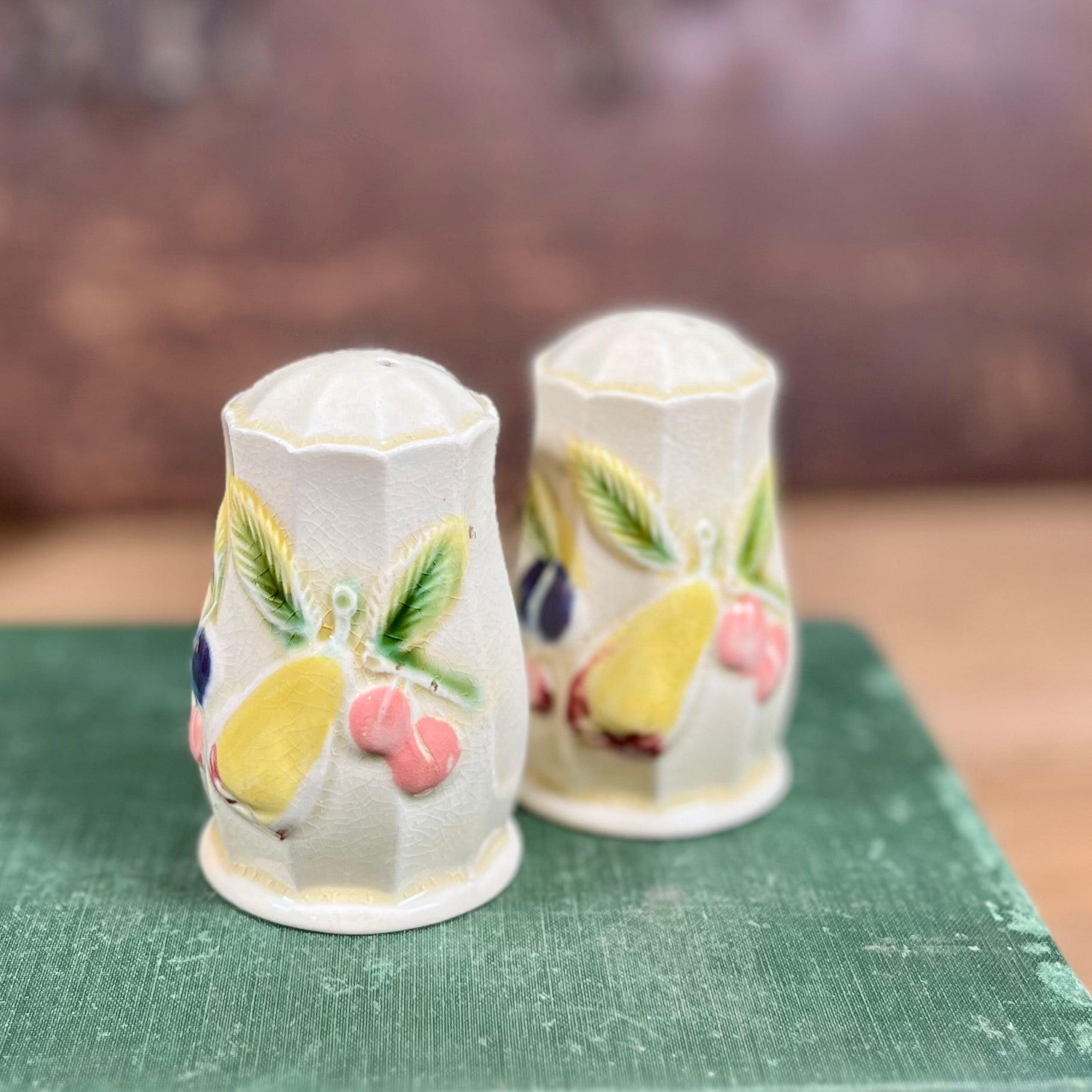 Royal Sealy Salt & Pepper Set - Sparrow and Finch Vintage